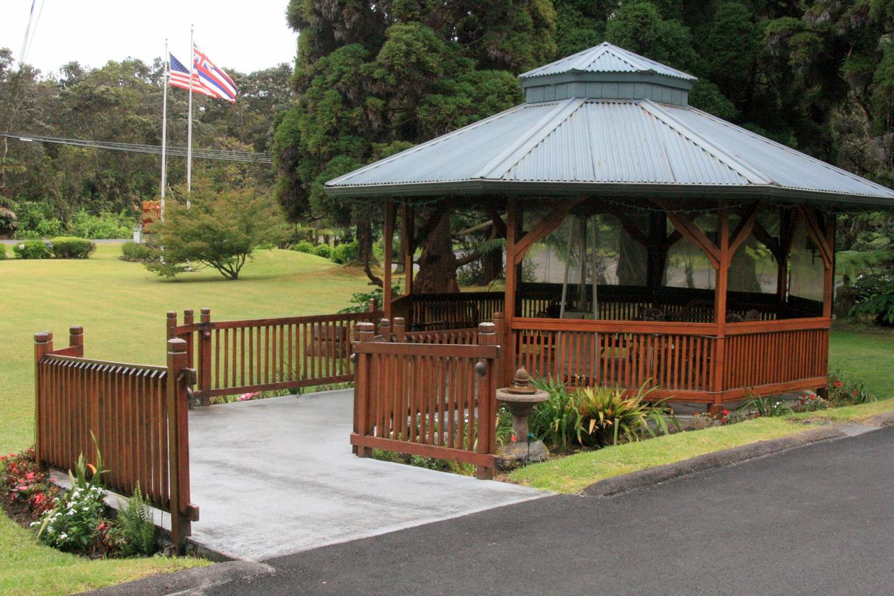 Kilauea Lodge And Restaurant Волкано Екстер'єр фото